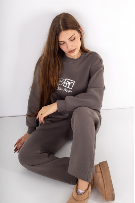 Костюм жіночий